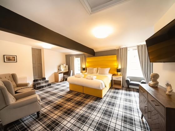 The Kirkfield Hotel