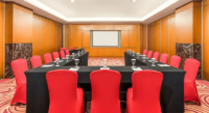 ไอบิสเซอมารัง ซิมปังลิมา