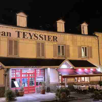 Logis Hôtel Teyssier Hotel Exterior