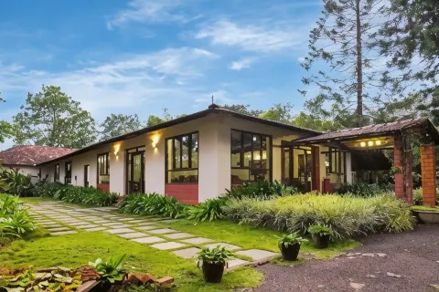 Magnolia Estates & Resorts