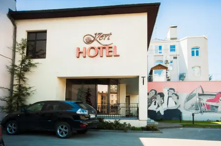 Hotel Kert Free Parking Отели рядом с достопримечательностью «Brīvības Piemineklis»