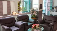 The Grace Residence Các khách sạn ở Krasang