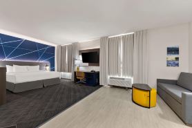 Comfort Suites
