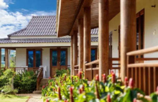 Baan Rabieng Resort Hotels near Klong Nin Beach