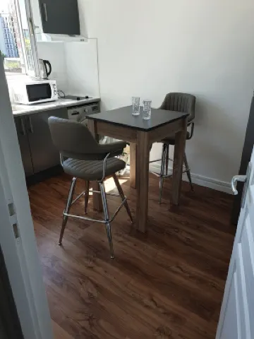 Large F1 refurbished Porte de Paris 17eme