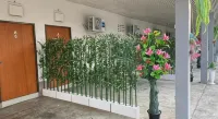 Sweet Hug Hotel Hotels in Amphoe Si Prachan