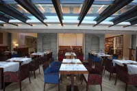 Grand Hotel Yerevan - Small Luxury Hotels of the World - breakfast