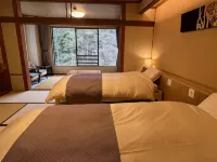Minakamisansou