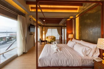 Kroque Boutique & Bistro Hotels near Dara Samut Business Administration School