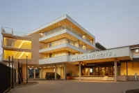 Mercure Avignon TGV Hotel et Spa Hotels near IFC Avignon