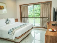 Nest Beacon Resort Daman Отели в г. Даман