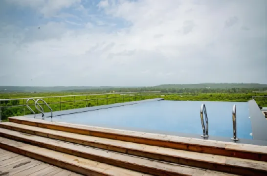 シンク プリヴェ アガーダ・フォート周辺のホテル