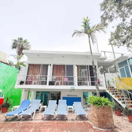 ITH Sayulita Amazing Surf Hostel