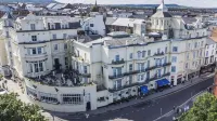 Royal Hotel Hotels near Scarborough North Bay Beach