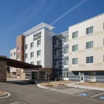 Fairfield Inn & Suites Fayetteville Hotels in Johnson