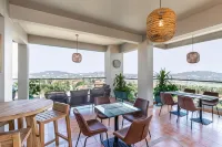 Zara Garden Hotel and Apartments