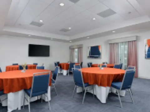 Hampton Inn & Suites Shelby Hotels in Shelby