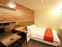 Mito Hotel โรงแรมใกล้แทพยอง