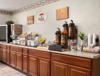 Super 8 by Wyndham Niagara Falls NY