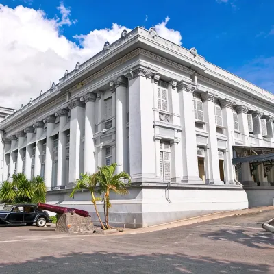 Khách sạn Mi Linh Các khách sạn gần Vincom Plaza Quang Trung