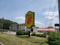 Super 8 by Wyndham Salem VA Hotels in Catawba