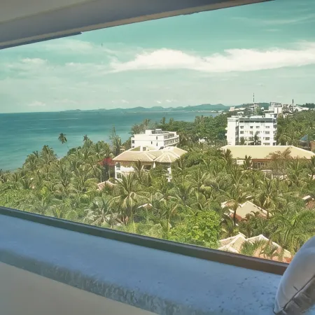 Coral Bay Resort