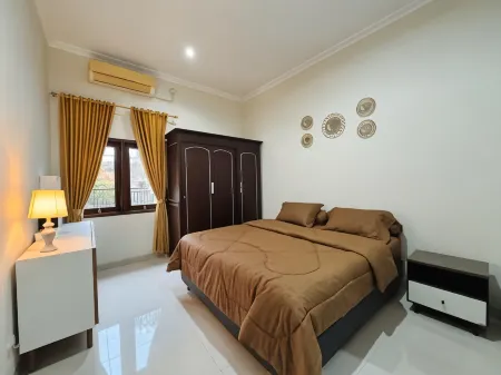 Villa Syahdana-Strategic Stay Near Tugu & Malioboro Отели в г. Godean