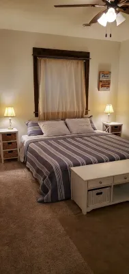 Spacious and Comfortable minutes to BZN airport, close to downtown Bozeman!