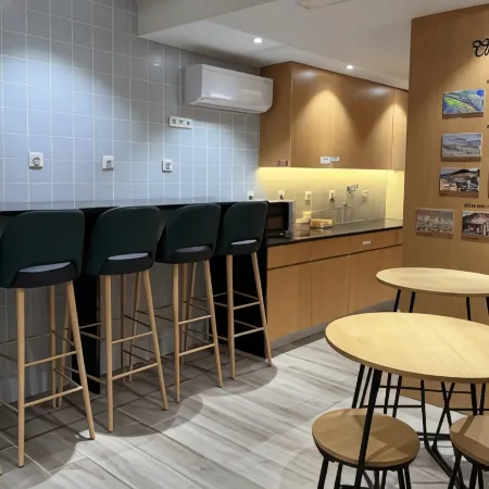 Oporto Station Hostel & Rooms Отели рядом с достопримечательностью «Кампанья»