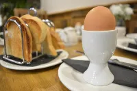 Greyhound Inn - breakfast