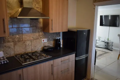 Spacious 3BR Haven in Tilbury with Free Parking - 2つ星