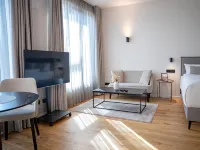 The MYDE Hamburg Self Check-in Hotels near Rahlstedt