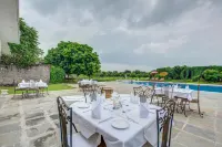 Talabgaon Castle - breakfast