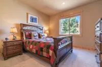 5bd3ba, sleeps 10 Mountain View Hot Tub/Poker/Pool table, near Ski Resort