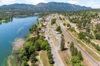 Riverfront Retreat in Thompson Falls - 3-Star