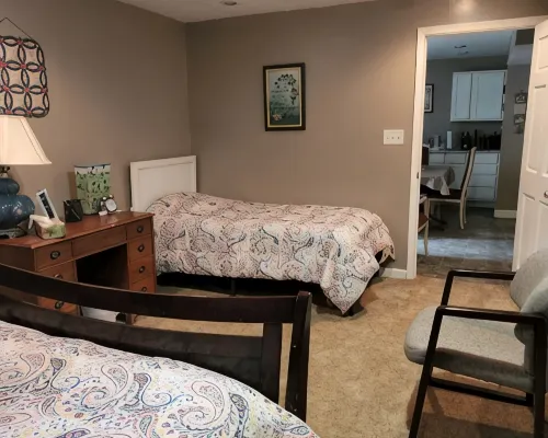 3-bedroom apartment in marvelous Goshen with WiFi, AC Hotels in Goshen