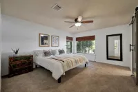 Your Private Lakefront Retreat