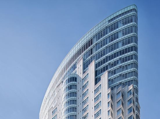 One King West Hotel and Residence