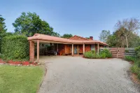 The Link Mansfield - Family Friendly Home - Sleeps 11 - 4-Star