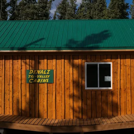 Denali Tri-Valley Cabins