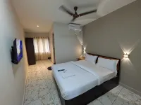 Hotel Vista by Booksy One Kollam Near Kollam Bypass