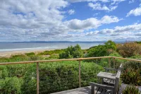 Coastal Escape - 2-Star