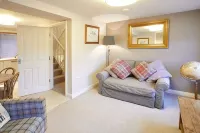 Host & Stay | Spyglass 1708 - Homestays