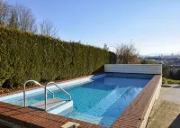 Vacation villa with a pool and a view Hotel a 