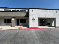 Studio 6 Lake Elsinore, CA - Motels