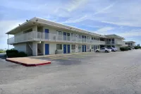 Motel 6 Galveston, TX