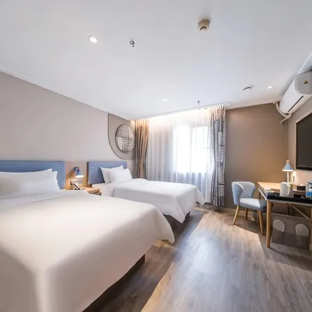 Homeinn · neo (Yueyang Tower District Pedestrian Street)
