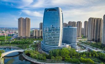 Baoding Licheng Apartment (Donghu Park)