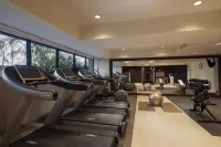 DoubleTree by Hilton Okinawa Chatan Resort - Gym