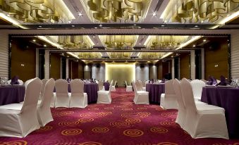 Peninsula Hotel